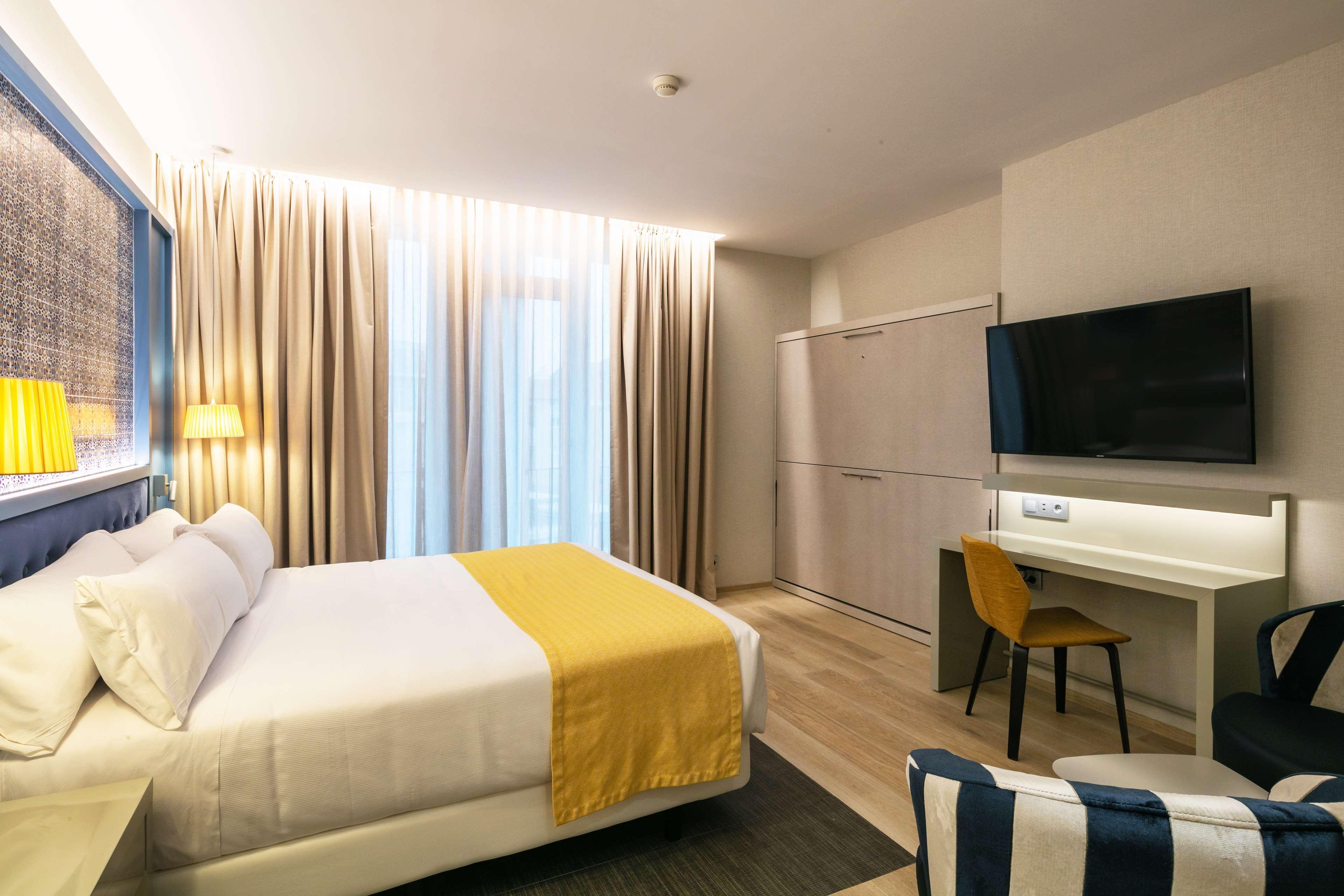 Catalonia Porto Hotell Eksteriør bilde
